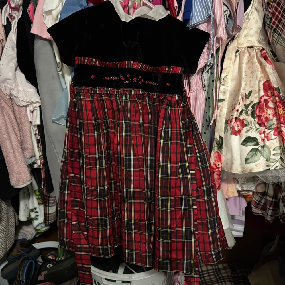 Luli and me dress perfect for a occasion